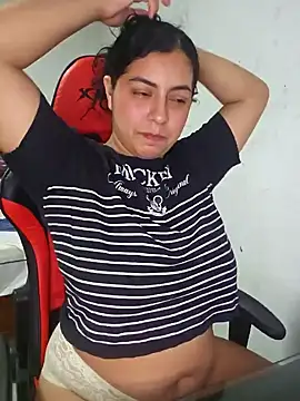 Snapshot of Mary_pinkish chatting on 02/12/25, 01:30 Mary pinkish online show from 02/12/25, 01:30