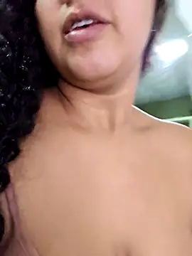 Snapshot of Mary_pinkish chatting on 09/11/25, 03:17 Mary pinkish online show from 09/11/25, 03:17