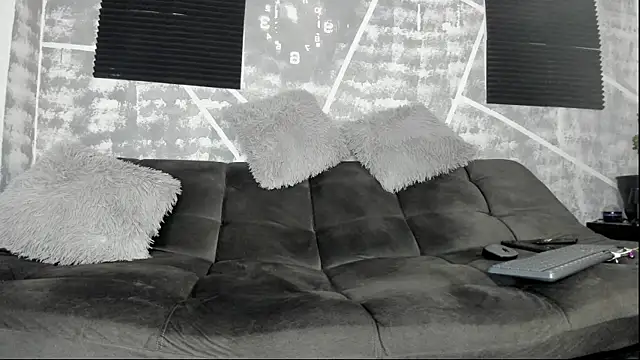 leonidas 18k online show from 04/04/26, 10:07