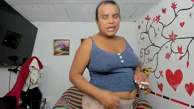 Snapshot of luciana_osorno chatting on 07/17/26, 02:18 luciana osorno online show from 07/17/26, 02:18