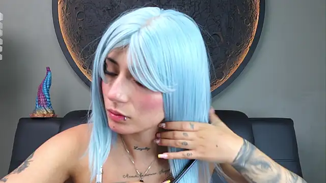 miss sharlotte18 online show from 02/06/26, 06:11