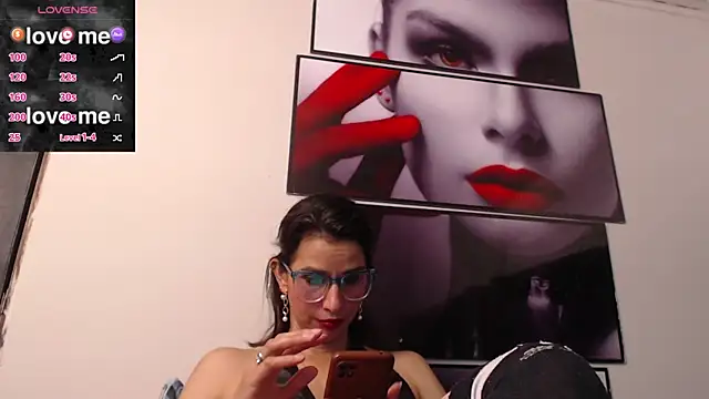 Eva-Williams online show from 01/28/25, 09:29