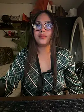 BigDominaMia online show from 07/18/26, 08:12