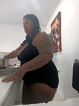 Snapshot of Edithxxx1 chatting on 11/12/25, 09:36 Edithxxx1 online show from 11/12/25, 09:36