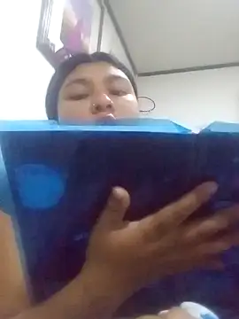 mila1902 online show from 04/16/26, 10:56