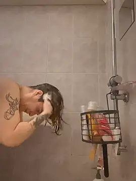 Snapshot of callmelouve chatting on 02/19/25, 11:17 callmelouve online show from 02/19/25, 11:17