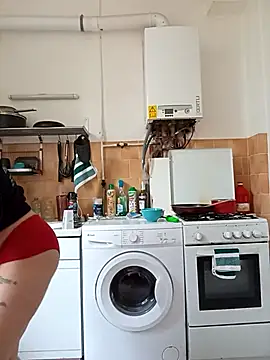 Snapshot of callmelouve chatting on 10/16/25, 11:00 callmelouve online show from 10/16/25, 11:00