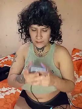 callmelouve online show from 02/15/26, 07:43