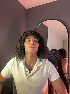 Lucas eevans online show from 04/16/26, 02:29