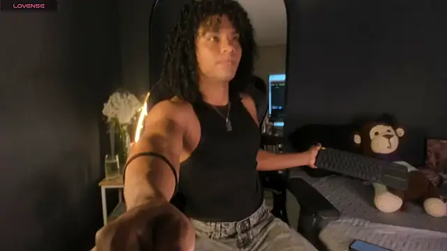 Lucas eevans online show from 04/20/26, 01:47