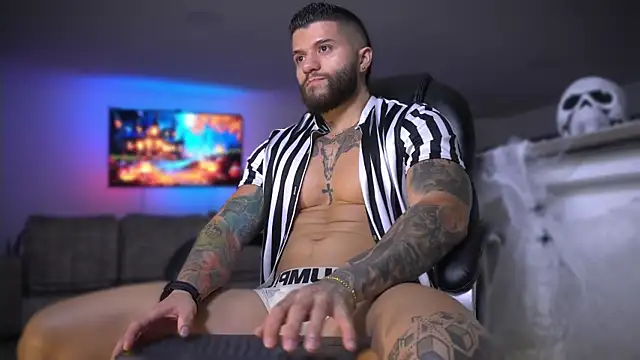 Frank Farrell online show from 10/26/25, 03:23