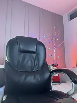 Frank Farrell online show from 11/26/25, 08:10