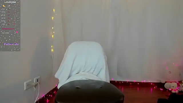 Silvanna-Moree online show from 12/29/24, 08:37