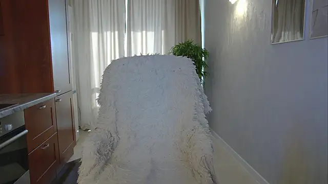 Snapshot of -Solar-Jane- chatting on 02/23/25, 04:17 -Solar-Jane- online show from 02/23/25, 04:17