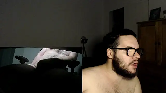 Snapshot of fck_boy123 chatting on 12/20/24, 08:49 fck boy123 online show from 12/20/24, 08:49