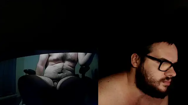 Snapshot of fck_boy123 chatting on 11/18/25, 04:06 fck boy123 online show from 11/18/25, 04:06