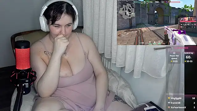 Lia-Bloom online show from 12/21/24, 10:40