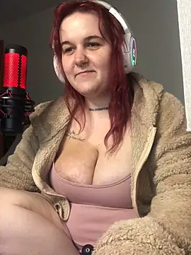 Lia-Bloom online show from 02/01/25, 03:08