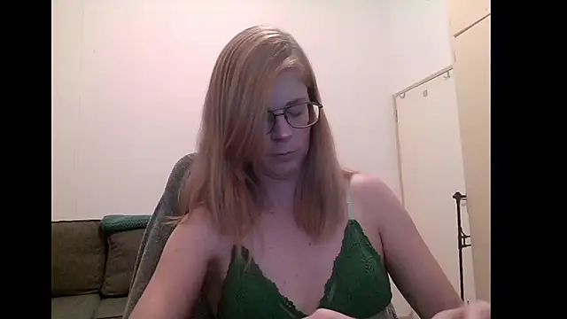 SavannaGirly online show from 09/18/25, 05:59