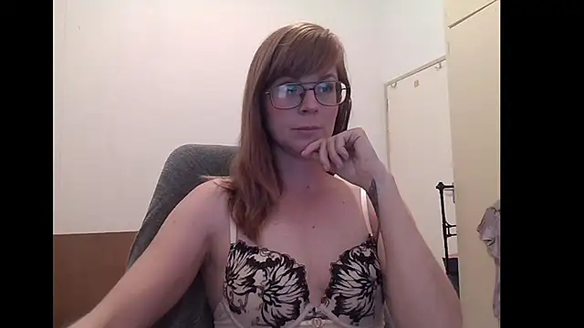 SavannaGirly online show from 06/11/26, 06:55