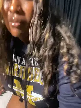 Cardiebae89 online show from 05/17/26, 08:16