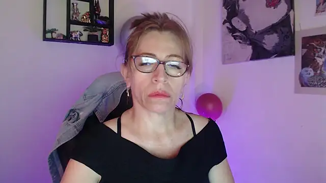 Chayla Ruiz online show from 03/22/25, 01:08