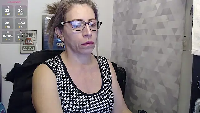 Chayla Ruiz online show from 09/12/25, 07:14