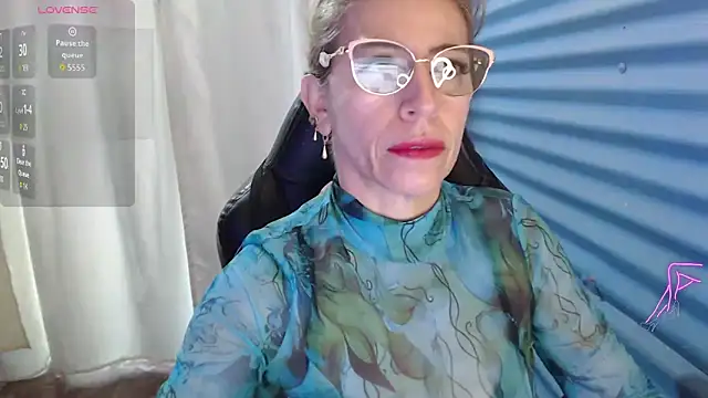 Snapshot of Chayla_Ruiz chatting on 04/26/26, 08:06 Chayla Ruiz online show from 04/26/26, 08:06