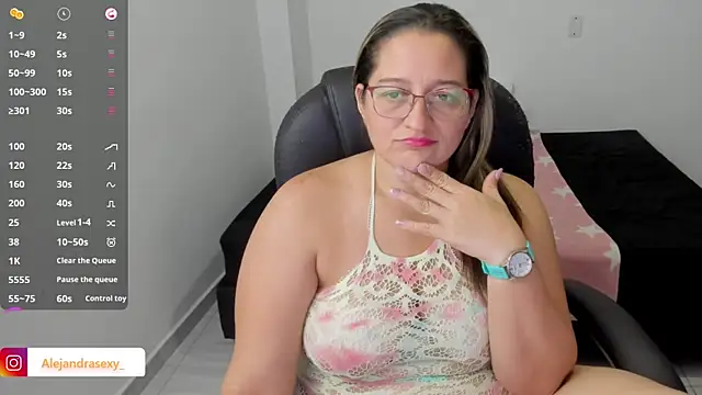 alejandra milf  online show from 04/20/26, 09:38