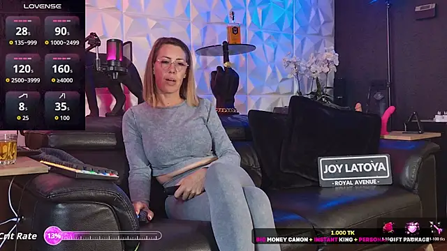 Joy Latoya online show from 05/11/26, 09:04