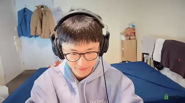 romeoisme   online show from 12/18/24, 12:18