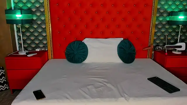 VallerieJones online show from 02/21/25, 02:16