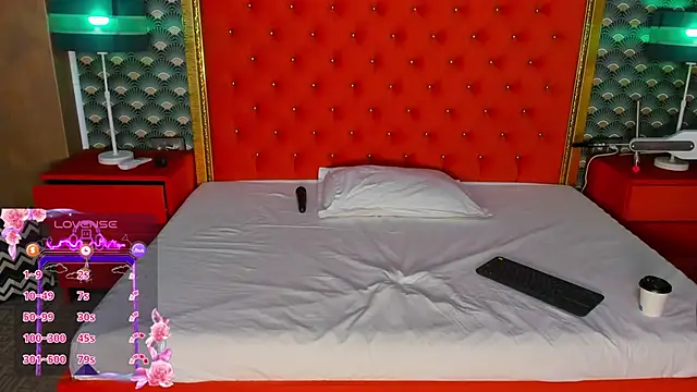 VallerieJones online show from 02/26/25, 10:26