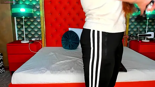 VallerieJones online show from 03/17/25, 04:19