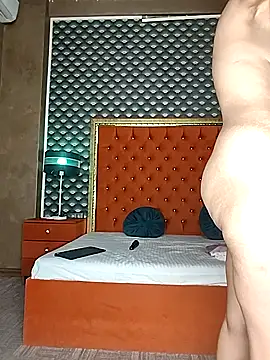 VallerieJones online show from 10/19/25, 12:06