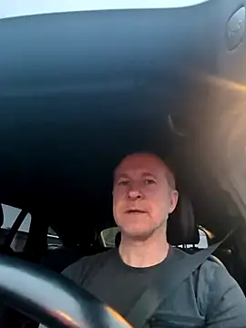 mustang69696 online show from 10/22/25, 06:24