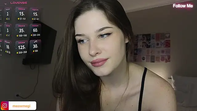 Snapshot of LisaSweetie chatting on 02/03/25, 09:50 LisaSweetie online show from 02/03/25, 09:50