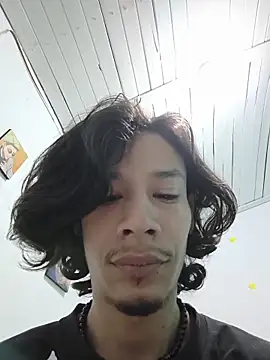 swagbabysk8 online show from 03/21/26, 02:42