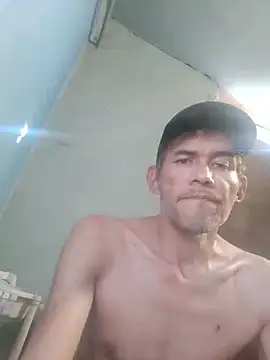 Snapshot of MarsWood chatting on 09/12/25, 11:26 MarsWood online show from 09/12/25, 11:26