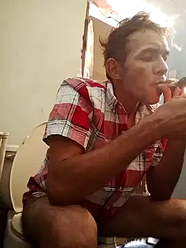 Snapshot of MarsWood chatting on 11/06/25, 11:15 MarsWood online show from 11/06/25, 11:15