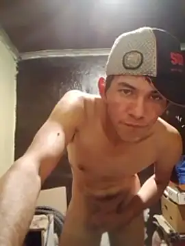 Snapshot of MarsWood chatting on 11/21/25, 12:59 MarsWood online show from 11/21/25, 12:59