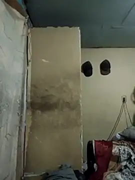 Snapshot of MarsWood chatting on 12/16/25, 11:43 MarsWood online show from 12/16/25, 11:43