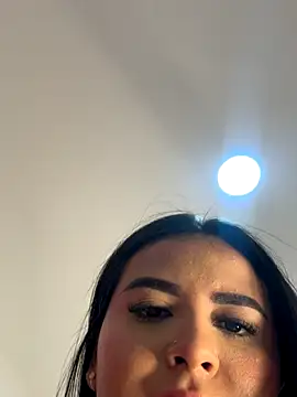 Snapshot of jailyncam_ chatting on 12/13/25, 10:48 jailyncam online show from 12/13/25, 10:48