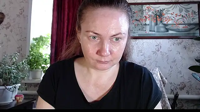 Snapshot of EmilyDoth chatting on 05/04/26, 03:46 EmilyDoth online show from 05/04/26, 03:46