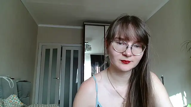 KiraGoldens online show from 03/26/26, 12:11