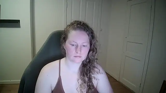 Girlnina-1995 online show from 01/28/25, 02:31