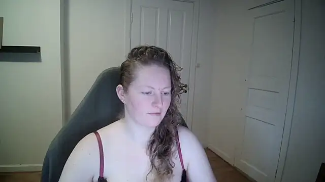 Girlnina-1995 online show from 01/30/25, 10:29