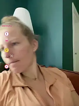Girlnina-1995 online show from 06/22/26, 07:16