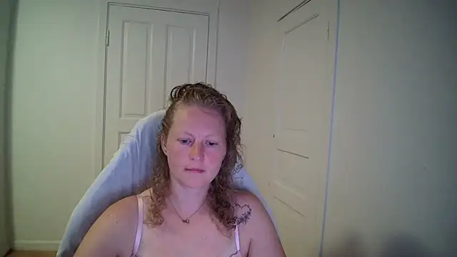 Girlnina-1995 online show from 07/13/26, 07:11