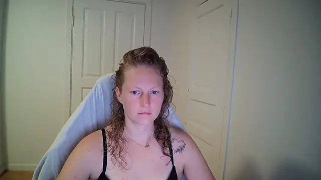 Girlnina-1995 online show from 07/16/26, 08:31